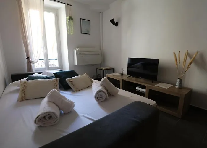 2 Pieces Moderne Au Coeur Du Suquet - 3 Min Palais Des Festivals קאן