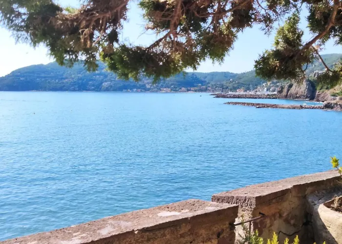 2 Pieces Moderne Au Coeur Du Suquet - 3 Min Palais Des Festivals *